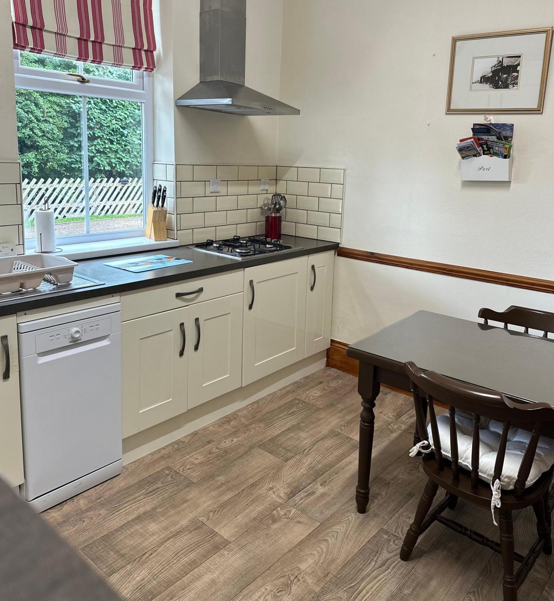 Station House Holiday Cottages, Exclusively For Grown Ups, Thornton Dale Пикъринг Екстериор снимка